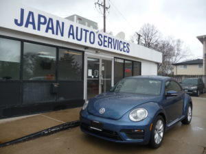 [C2724] 2017 Volkswagen Beetle Turbo 2DR! Clean Carfax! Apple Carplay! Heated Seats! Rear Monitor! VERY LOW-MILEAGE!
