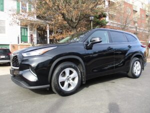 (A739) 2020 TOYOTA HIGHLANDER L (BLACK) ONE OWNER ,CLEAN CARFAX REPORT!!