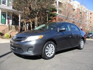 (A740) 2012 TOYOTA COROLLA LE (GRAY) CLEAN CARFAX REPORT!!